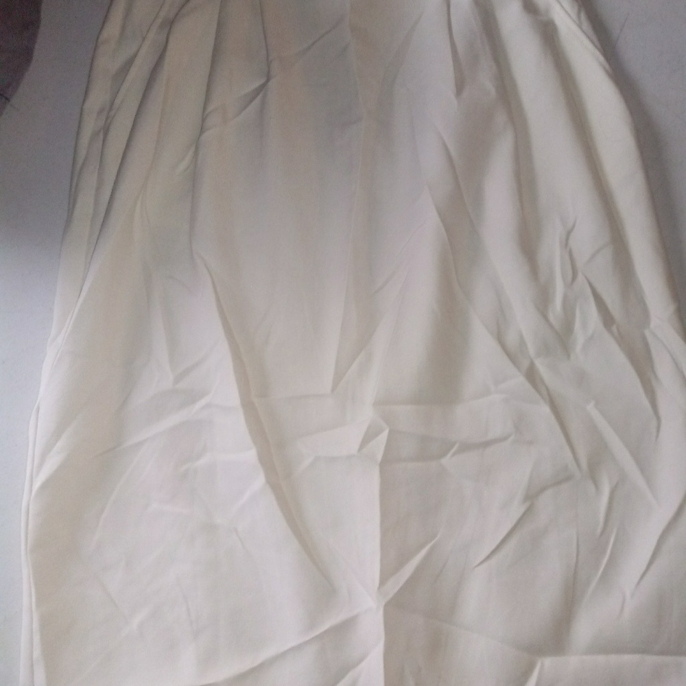 Skirt - Picture 3 of 3